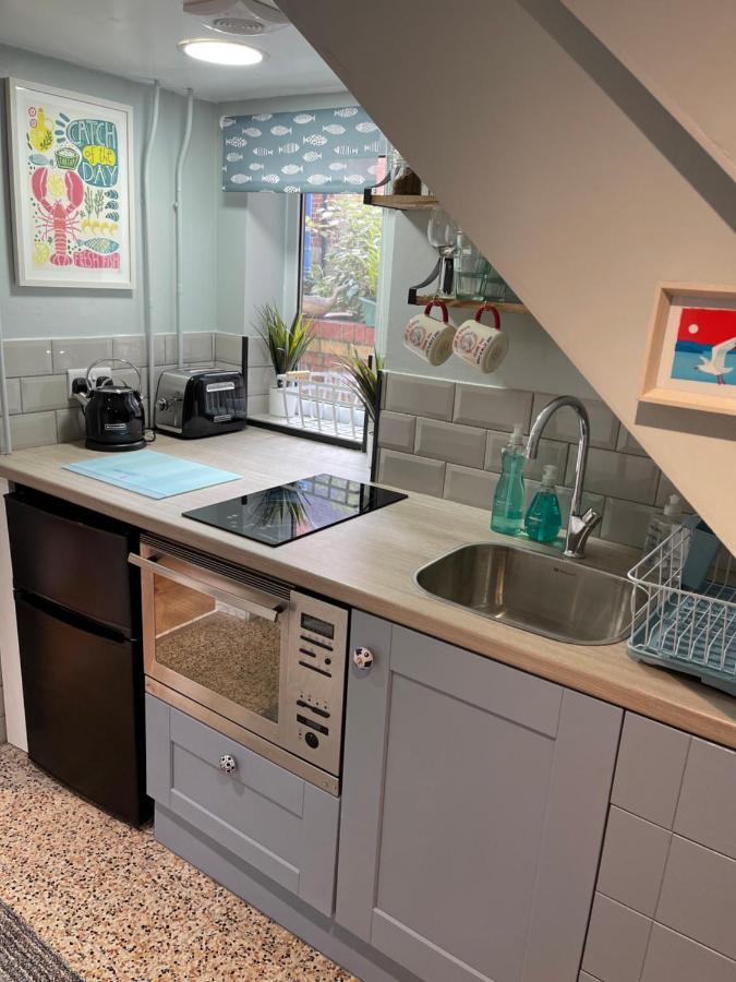 Tiny Beach House Литам Сент Аннс Екстериор снимка