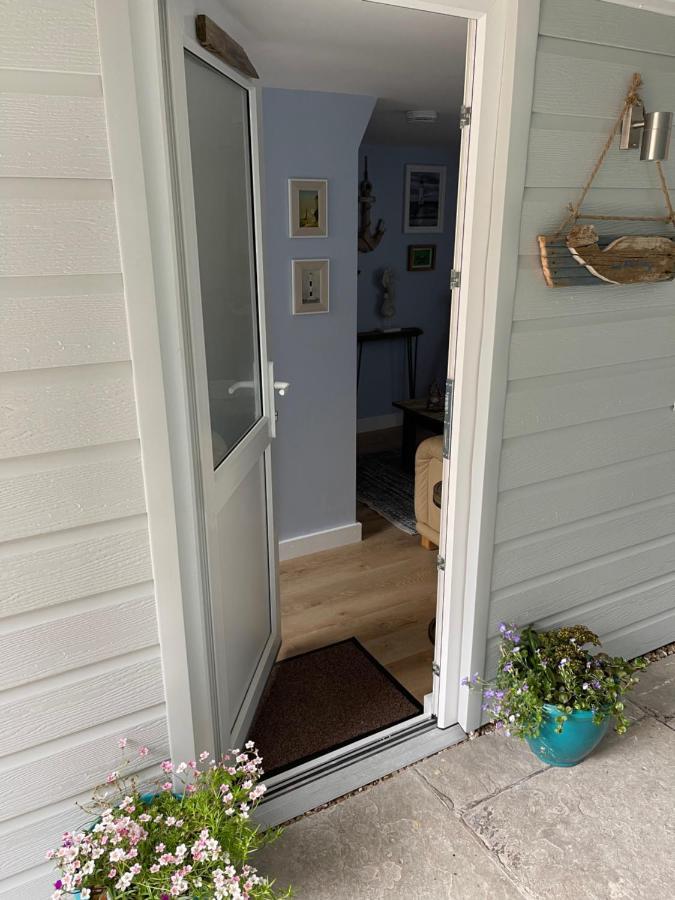 Tiny Beach House Литам Сент Аннс Екстериор снимка